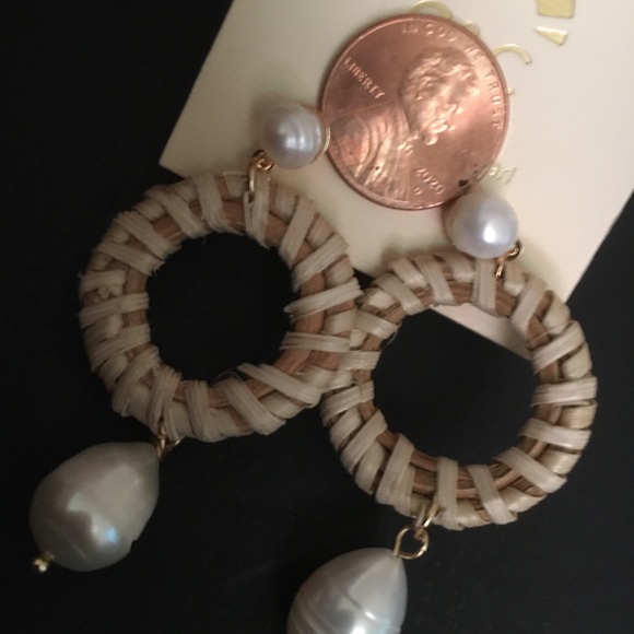 C C California straw and pearl drop pear earrings - Picture 12 of 12